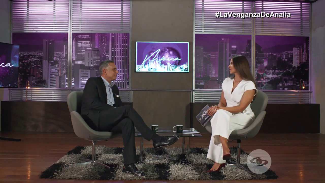 Guillermo león va al programa de Mónica una aliada de Analía guerrero y la destruye en medio de la entrevista